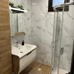 бъчвата 招待所 *