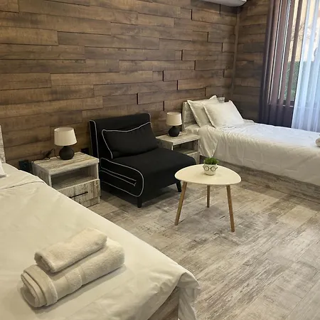 Pensjonat бъчвата Elhovo (Yambol)